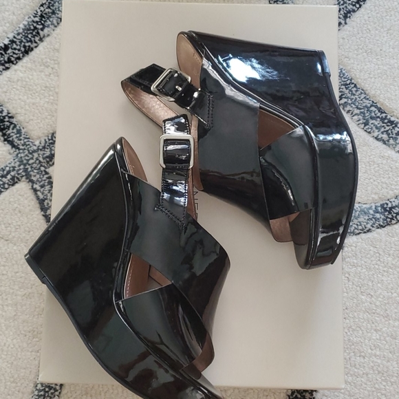 BCBG Imana Patent Wedges - Picture 2 of 4